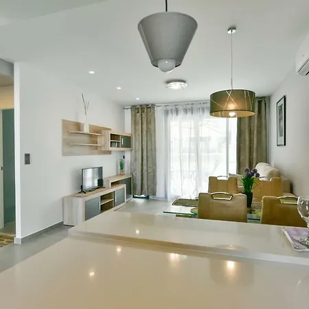 Oasis Beach Ix Puntaprima Daire